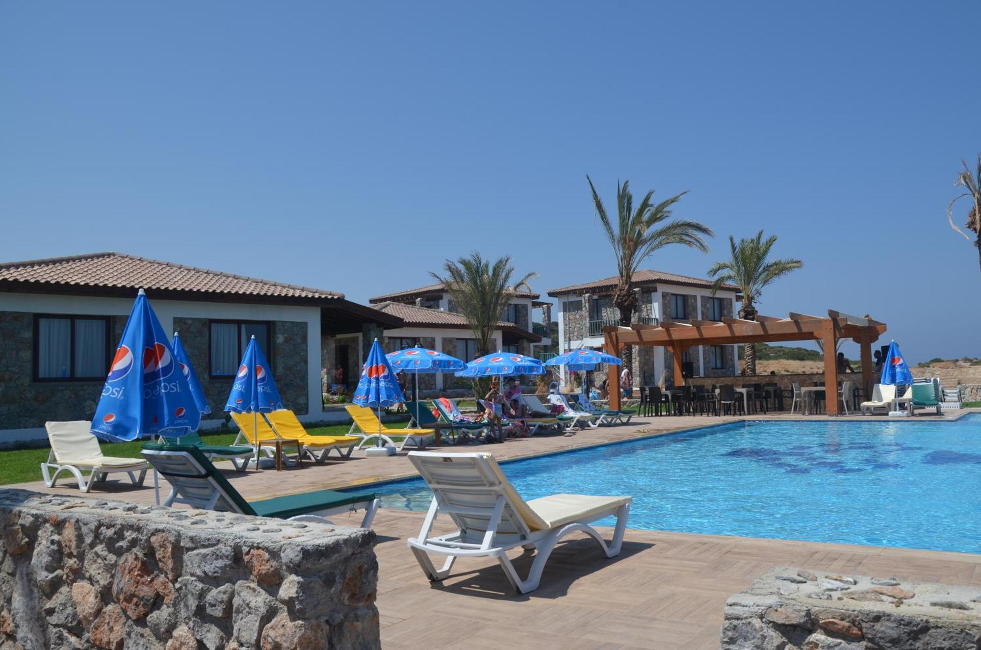 Ardic Agaci Holiday Village Фамагуста Екстериор снимка
